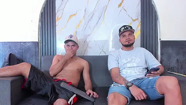 Latins on fire online show from May 27, 7:33 pm
