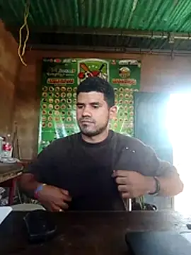 Latins on fire online show from July 18, 4:33 pm