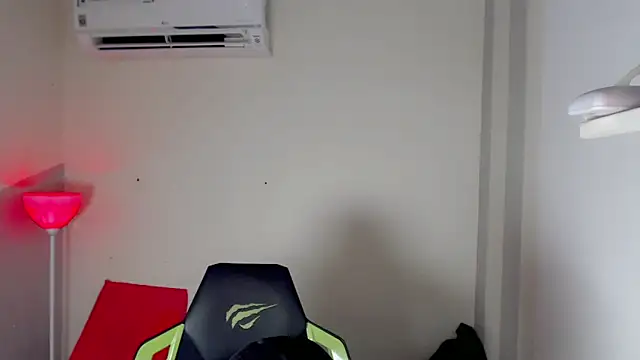 Street poemm  online show from March 3, 9:21 pm