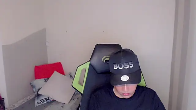 Street poemm  online show from April 6, 8:10 pm