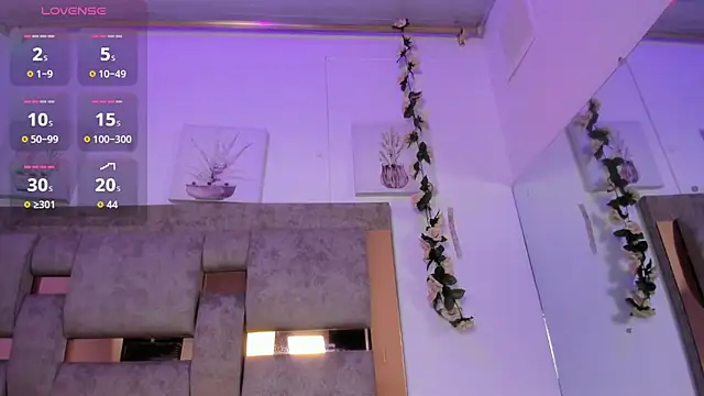 Iris Black online show from April 18, 7:07 pm