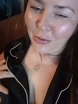 Kandi-kiss online show from August 1, 10:41 pm