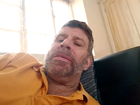 stud2512 online show from April 4, 12:57 pm