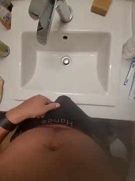 Bouncywarrior online show from February 26, 3:49 am