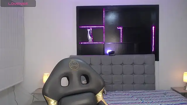 Wendy 1  online show from April 16, 2:01 am