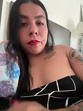 JudQuinOlve20 online show from February 24, 8:51 pm