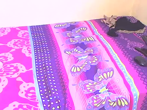 SweetChubbyQueen online show from February 25, 5:06 am