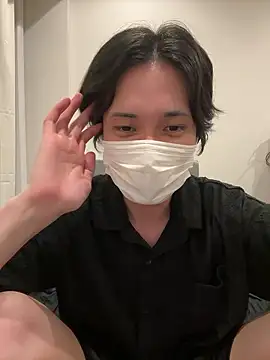 Snapshot of hiroa__ chatting on July 1, 1:34 pm hiroa online show from July 1, 1:34 pm