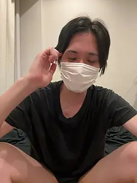 Snapshot of hiroa__ chatting on July 28, 1:43 pm hiroa online show from July 28, 1:43 pm
