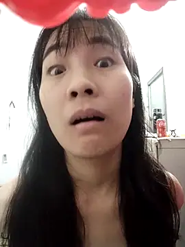 Snapshot of _Na_Na chatting on February 28, 2:12 am Na Na online show from February 28, 2:12 am