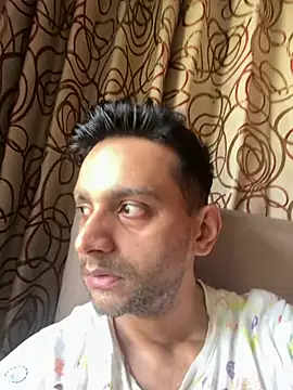 online4u08 online show from April 12, 5:23 am