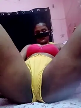 sucklover69 online show from April 22, 8:21 pm