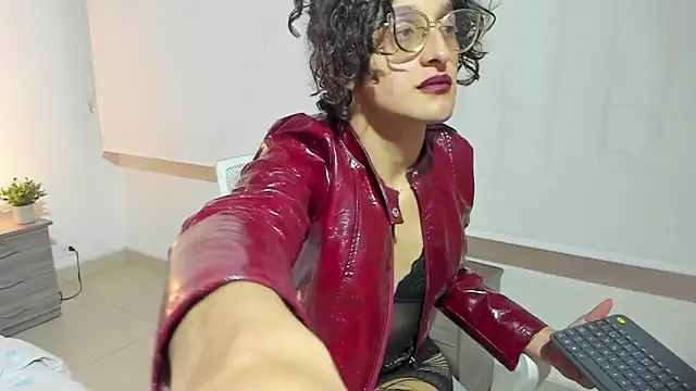 Snapshot of Maverick_angel chatting on February 26, 3:11 pm Maverick angel online show from February 26, 3:11 pm