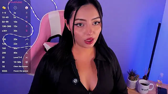 Snapshot of NinaAngel6 chatting on May 26, 4:41 am NinaAngel6 online show from May 26, 4:41 am