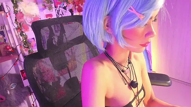 Pamiruss0  online show from April 6, 7:31 am