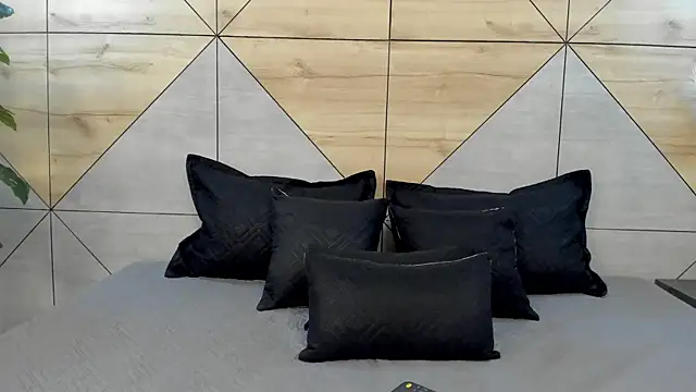 AnnyVega   online show from March 24, 8:36 pm