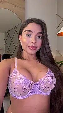 Snapshot of AnnyVega__ chatting on May 12, 8:50 pm AnnyVega online show from May 12, 8:50 pm