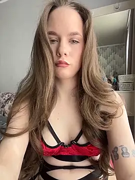 Snapshot of DivaAurumX chatting on February 24, 8:34 am DivaAurumX online show from February 24, 8:34 am