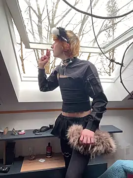 Snapshot of PurrfectSin69 chatting on February 23, 2:36 pm PurrfectSin69 online show from February 23, 2:36 pm