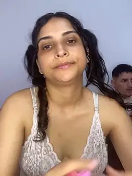 Beauty-and-the-beast- online show from April 3, 7:56 pm