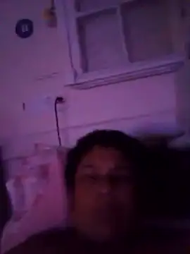 Snapshot of aquarianamascarada17 chatting on March 3, 2:18 am aquarianamascarada17 online show from March 3, 2:18 am