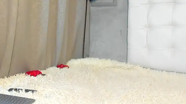 im aliisson online show from February 27, 4:51 pm