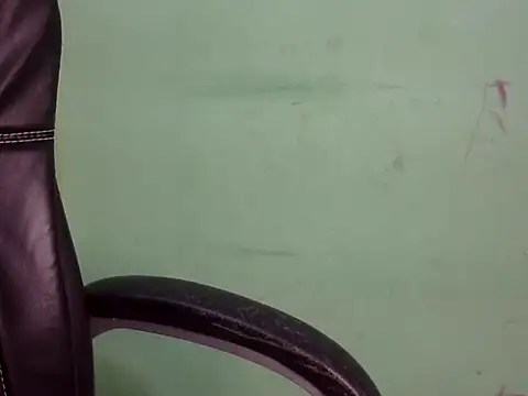 cute momo love online show from April 8, 6:13 am