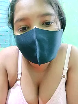 Snapshot of Turshaio chatting on February 28, 6:42 pm Turshaio online show from February 28, 6:42 pm