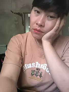 Snapshot of juicy-milu chatting on June 6, 12:16 am juicy-milu online show from June 6, 12:16 am