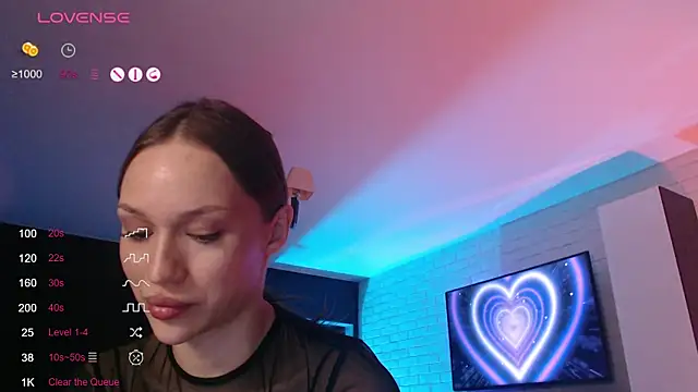 Jade Amore online show from April 12, 5:07 pm