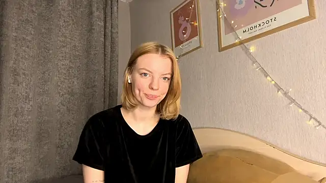 Snapshot of Marry_Sornatiko chatting on February 25, 9:02 pm Marry Sornatiko online show from February 25, 9:02 pm
