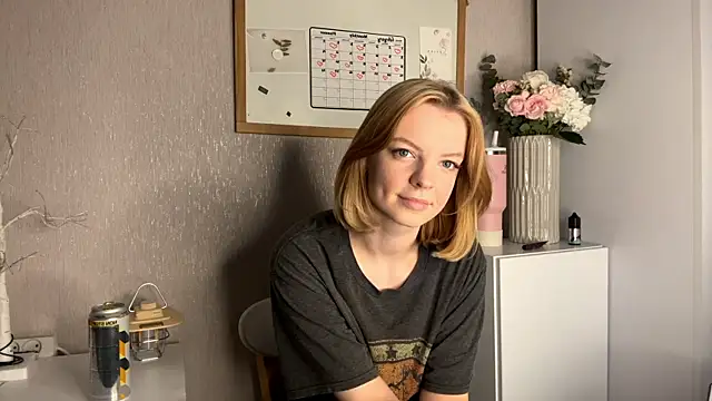 Snapshot of Marry_Sornatiko chatting on February 27, 6:08 pm Marry Sornatiko online show from February 27, 6:08 pm