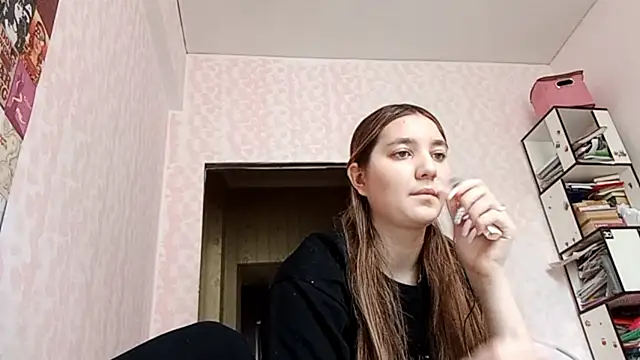 Snapshot of JanineThielman chatting on April 28, 8:52 am JanineThielman online show from April 28, 8:52 am