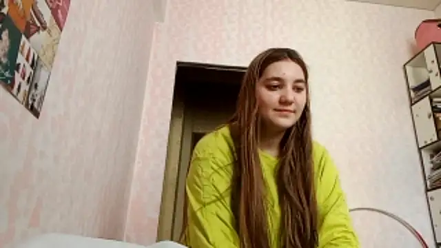 Snapshot of JanineThielman chatting on May 2, 9:36 am JanineThielman online show from May 2, 9:36 am