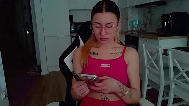 RealLoveX online show from March 18, 3:04 pm