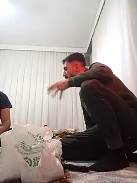 Snapshot of Serkan_2 chatting on March 1, 4:36 am Serkan 2 online show from March 1, 4:36 am