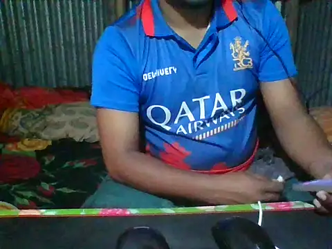 Snapshot of BestDick2910 chatting on February 25, 4:33 am BestDick2910 online show from February 25, 4:33 am