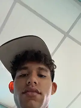 Snapshot of Stickmendez chatting on February 23, 1:14 am Stickmendez online show from February 23, 1:14 am