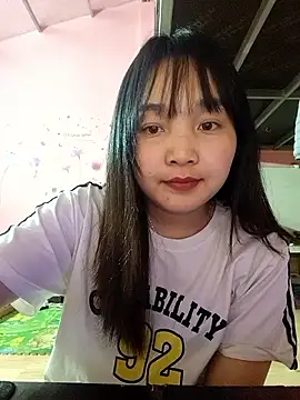 Snapshot of Myna5790 chatting on February 24, 10:57 am Myna5790 online show from February 24, 10:57 am