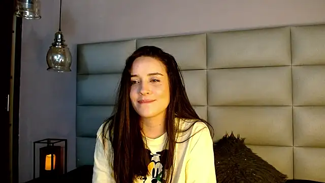 ashley-green- online show from March 5, 1:23 am