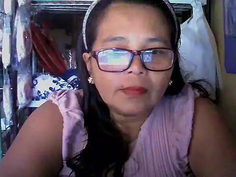 Flowerblossom123 online show from March 19, 4:49 am