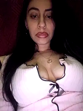 Snapshot of selena69k chatting on March 1, 8:22 pm selena69k online show from March 1, 8:22 pm