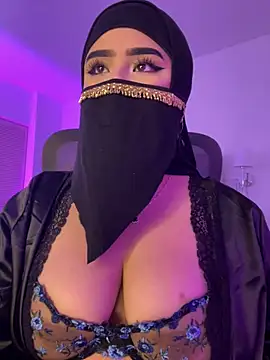 Yasmin cute online show from July 13, 6:22 pm