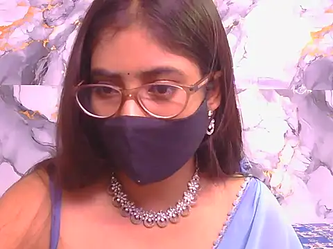 Snapshot of Aayesha-queen chatting on May 11, 3:56 am Aayesha-queen online show from May 11, 3:56 am
