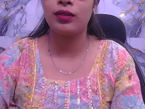 Snapshot of Aayesha-queen chatting on May 30, 3:58 am Aayesha-queen online show from May 30, 3:58 am