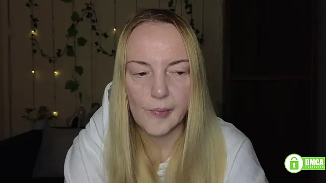 Snapshot of Bella_soulmate chatting on February 23, 12:57 pm Bella soulmate online show from February 23, 12:57 pm