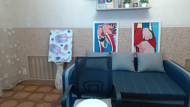 Snapshot of Bella_soulmate chatting on July 9, 5:22 am Bella soulmate online show from July 9, 5:22 am
