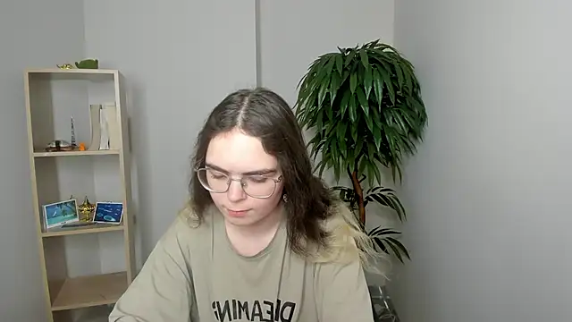 MyrlZangger online show from February 27, 9:53 am