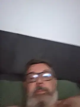 MemorableVector66 online show from February 23, 1:41 pm