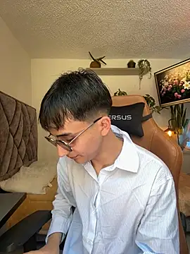 Snapshot of Sr_evann chatting on February 25, 2:37 pm Sr evann online show from February 25, 2:37 pm